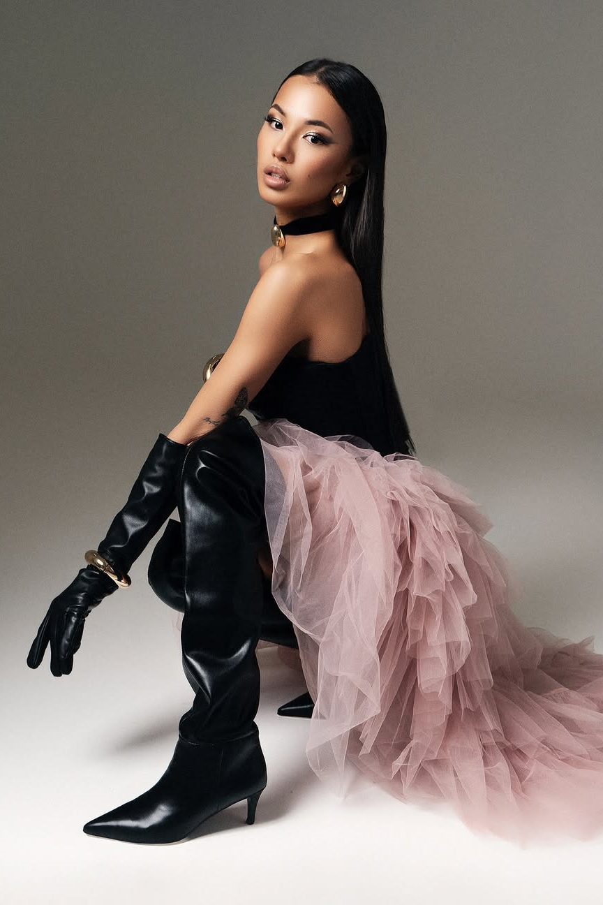 Проститутка-индивидуалка Ярослава, 22 лет, грудь 3, 170 см, 17'000 / час